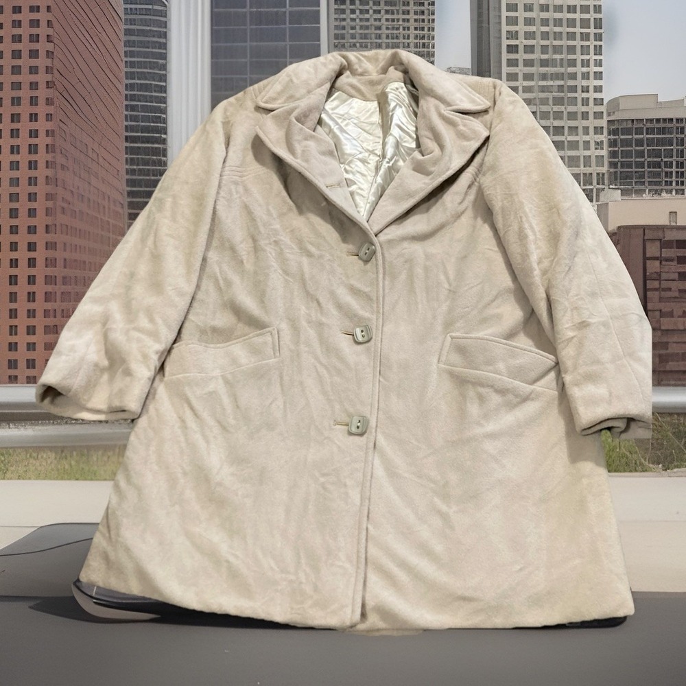 Vintage Mary Lane Coat Size S/M Beige  USA ILGWU Classic